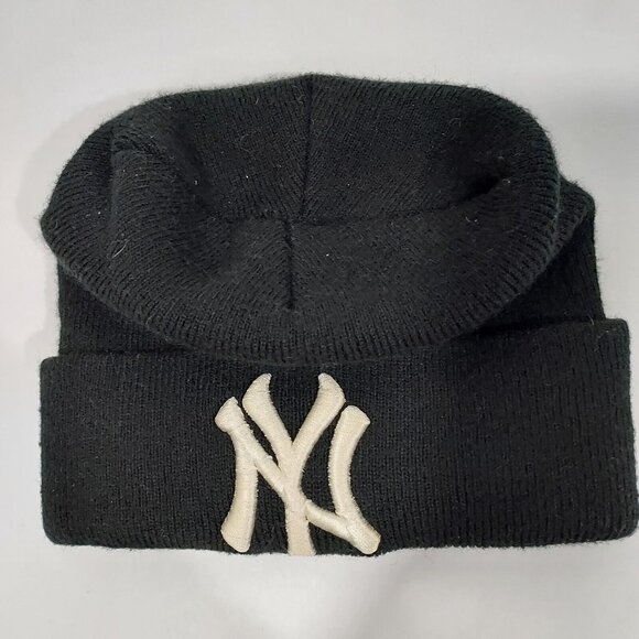 NEW YORK KIDS black Knit Cap Hat Lid Beanie Warm fancy embroidered white NY - Picture 5 of 7